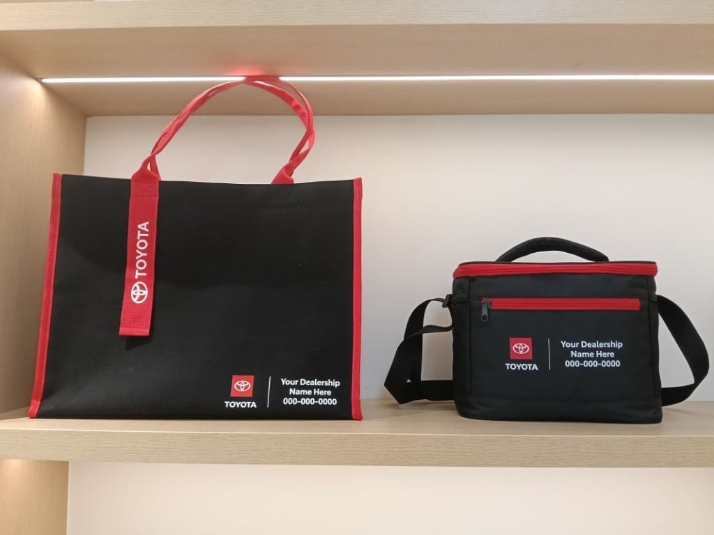Custom Toyota Cooler Bag and Tote Bag