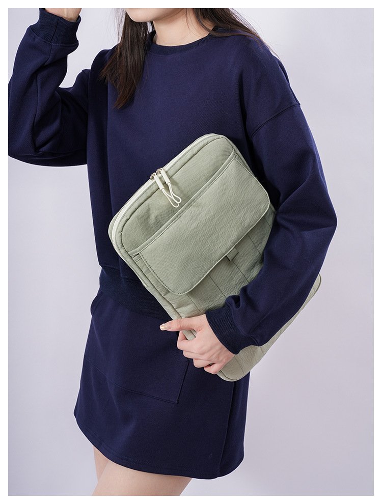 Multi compartment padded laptop tote custom logo