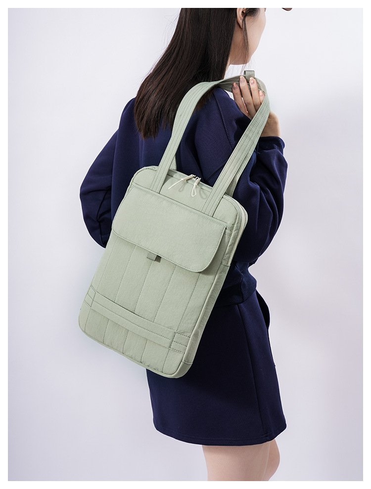 Large capacity laptop tote bag with document pocket bulk