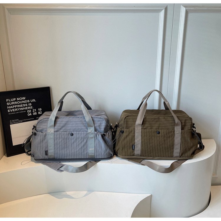 OEM plaid print multi‑functional travel bag manufacturer China