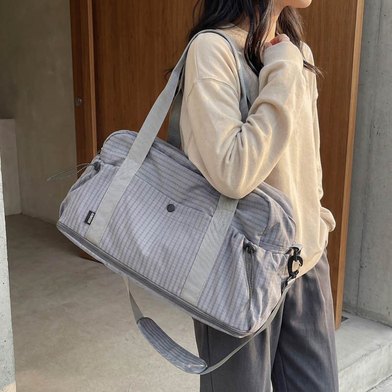 Bulk plaid multi‑functional weekender travel bag for resale