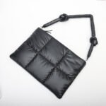 Fashion quilted puffy laptop sleeve for retail store