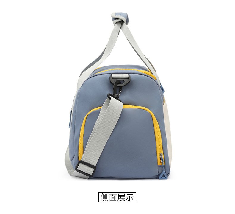breathable canvas sports bag with removable shoulder belt for workout